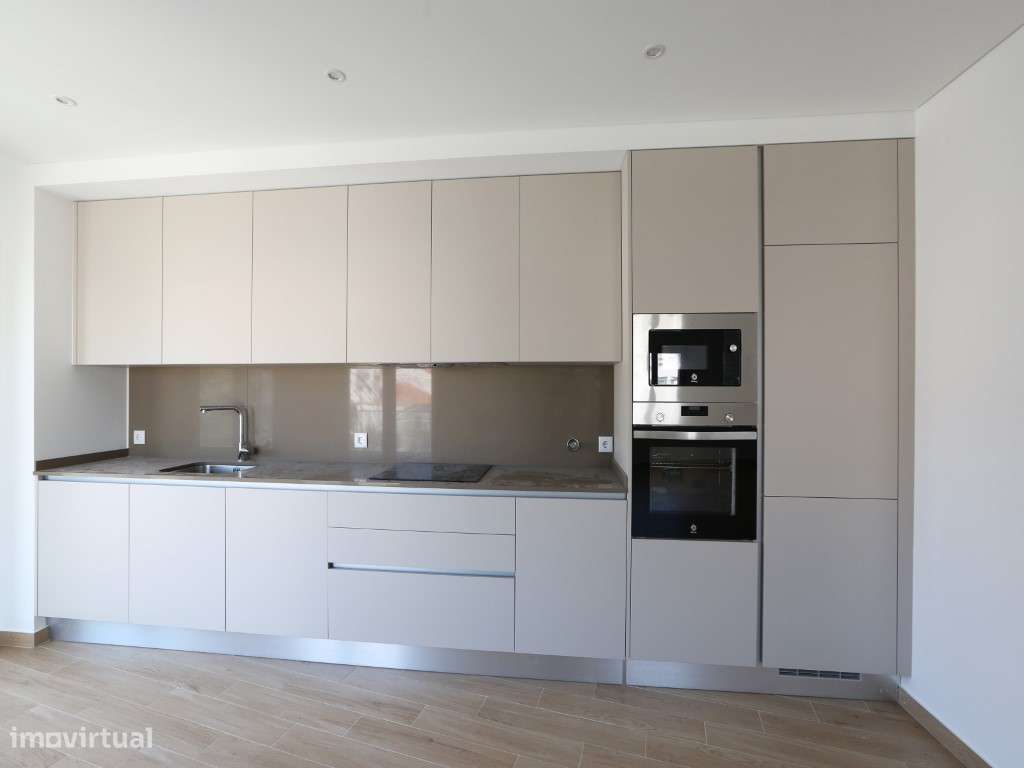 Apartamento T1 novo junto ao mercado na Nazaré-8