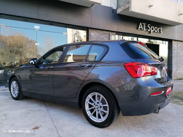 BMW 116 d Line Urban - 11