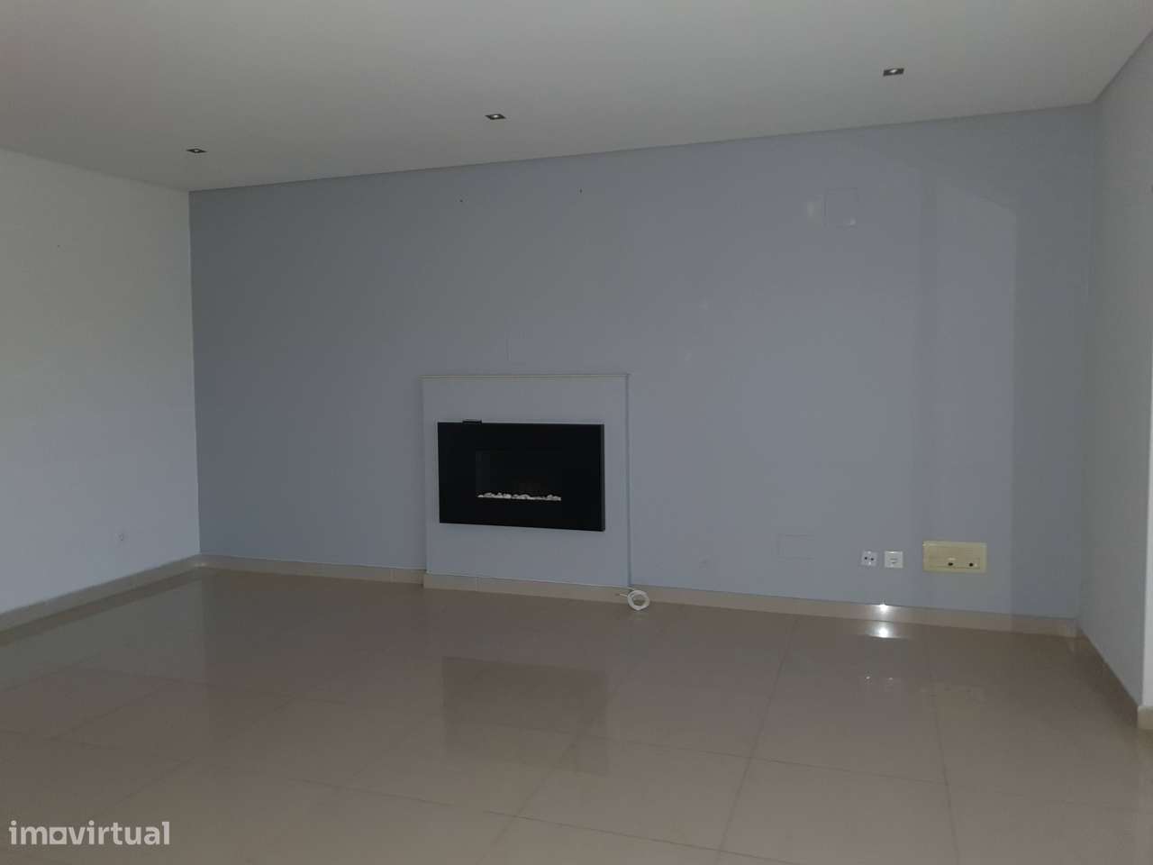 Apartamento T3 com garagem e arrecadação - Montijo - Grande imagem: 2/9