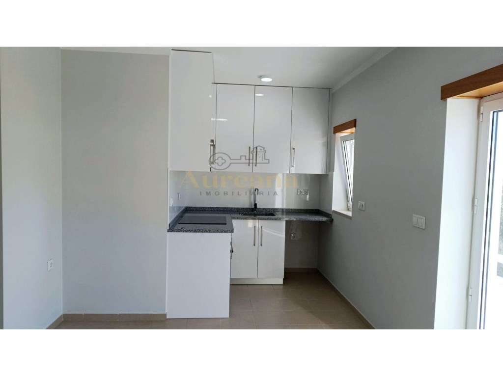 Apartamento T2 Arrendamento - Grande imagem: 2/14