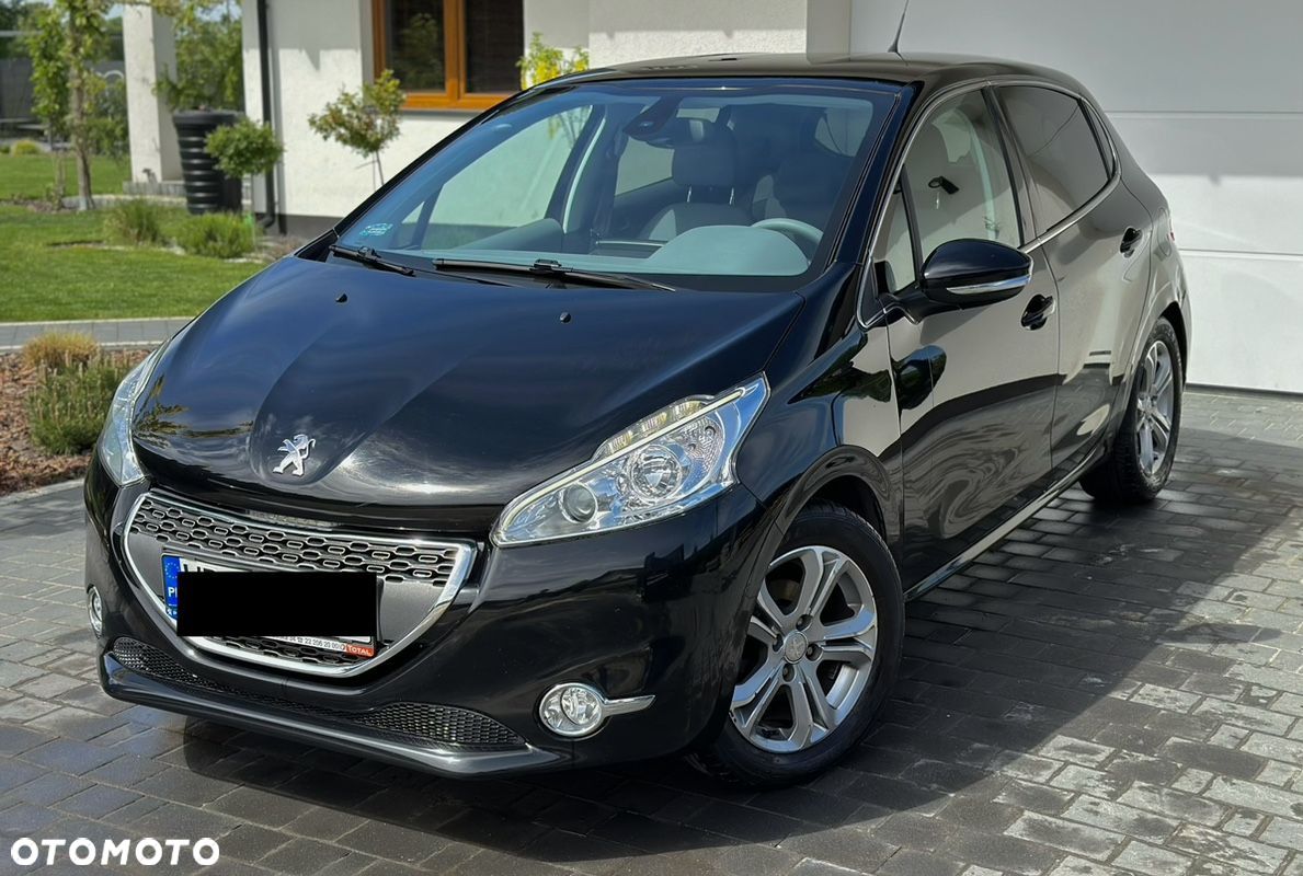 Peugeot 208 1.2 PureTech Allure - 1