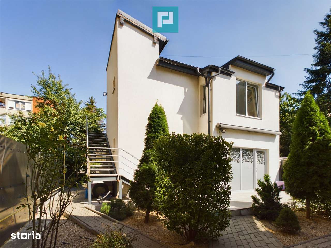 Vilă cu destinație multiplă situată ultracentral - Imagine principală: 1/20