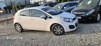 Kia Rio 1.2 L - 23