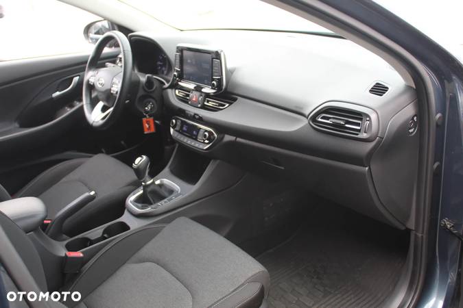 Hyundai I30 1.5 DPI Smart - 24