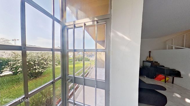 T3 duplex para venda. Porto, Av. Fernão de Magalhães-17