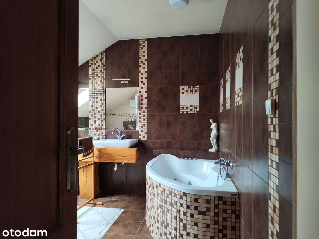 Dom parterowy + 2 garaże + lokal użytkowy BYTOM - Pełny obrazek: 5/20