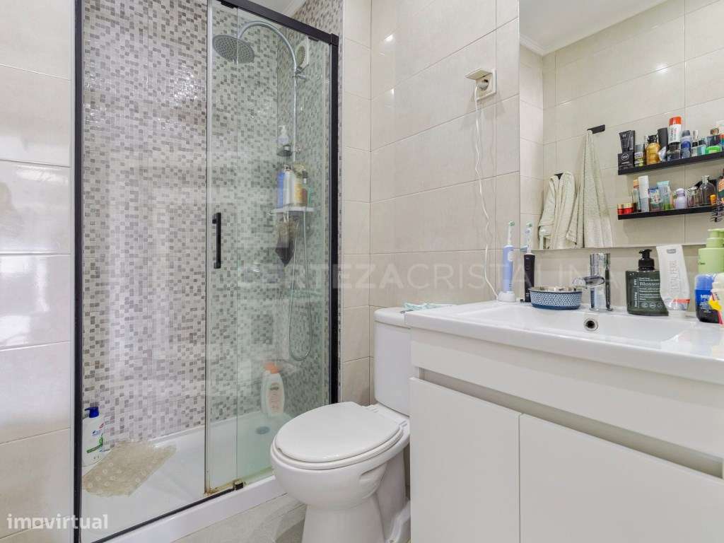 Apartamento T2 em Excelente Estado | Setúbal-14