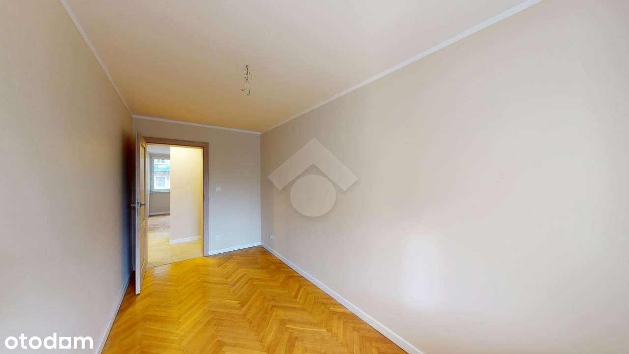 2 pokoje | Blok | Po remoncie | Balkon-9