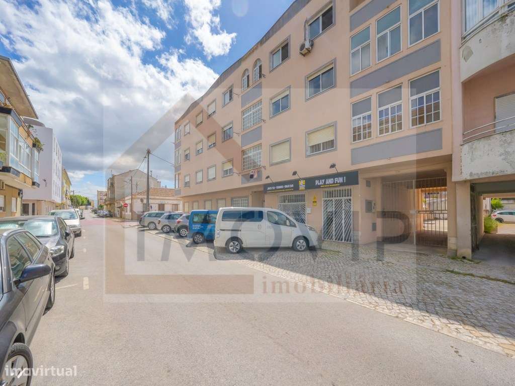 Excelente apartamento T2 no Pinhal NovO-23