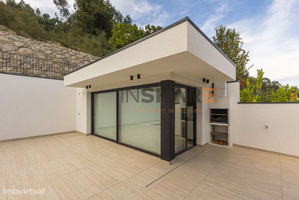 Moradia Individual T4 - Nevogilde - Vila Verde - Braga-9