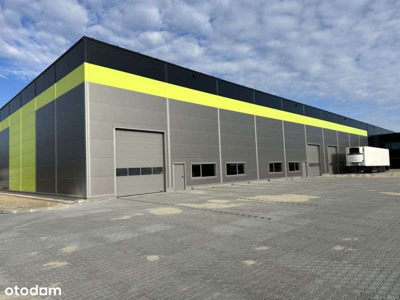Nowoczesna hala magazynowo-produkcyjna z częścią b-5
