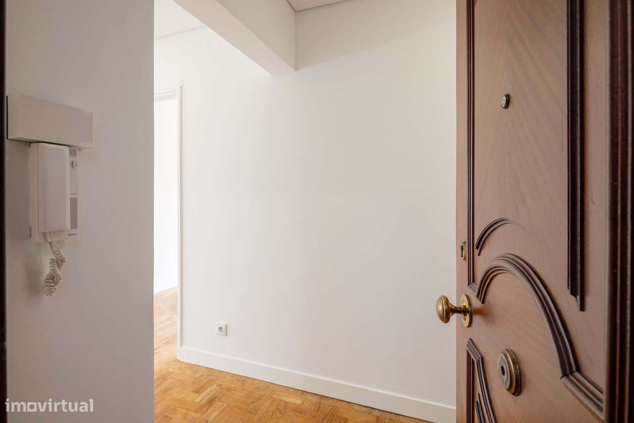 T3 moderno na Quinta do Morgado - Grande imagem: 2/21