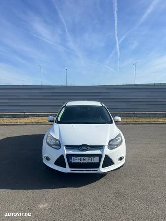 Ford Focus 2.0 TDCi DPF Powershift Titanium - 1