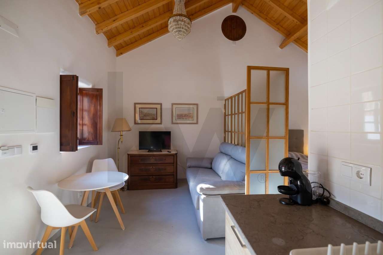 Moradia T-0 com piscina, estacionamento, Condomínio Casas Sopé da Serr-13