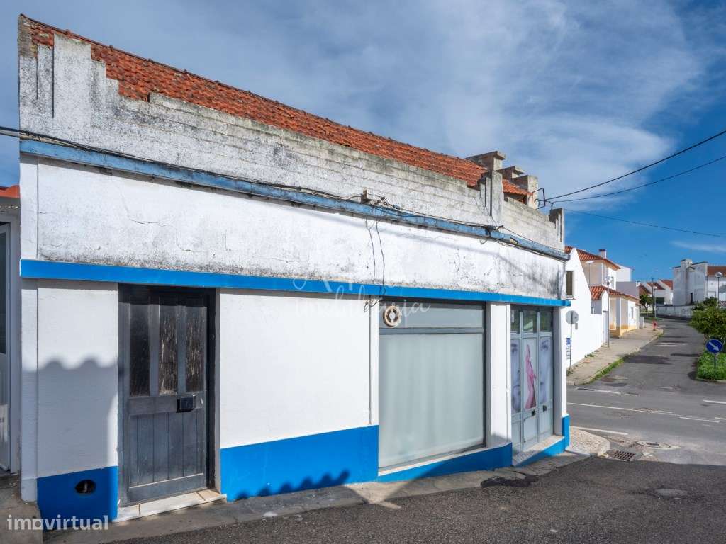 Prédio com loja e sotão independente-11