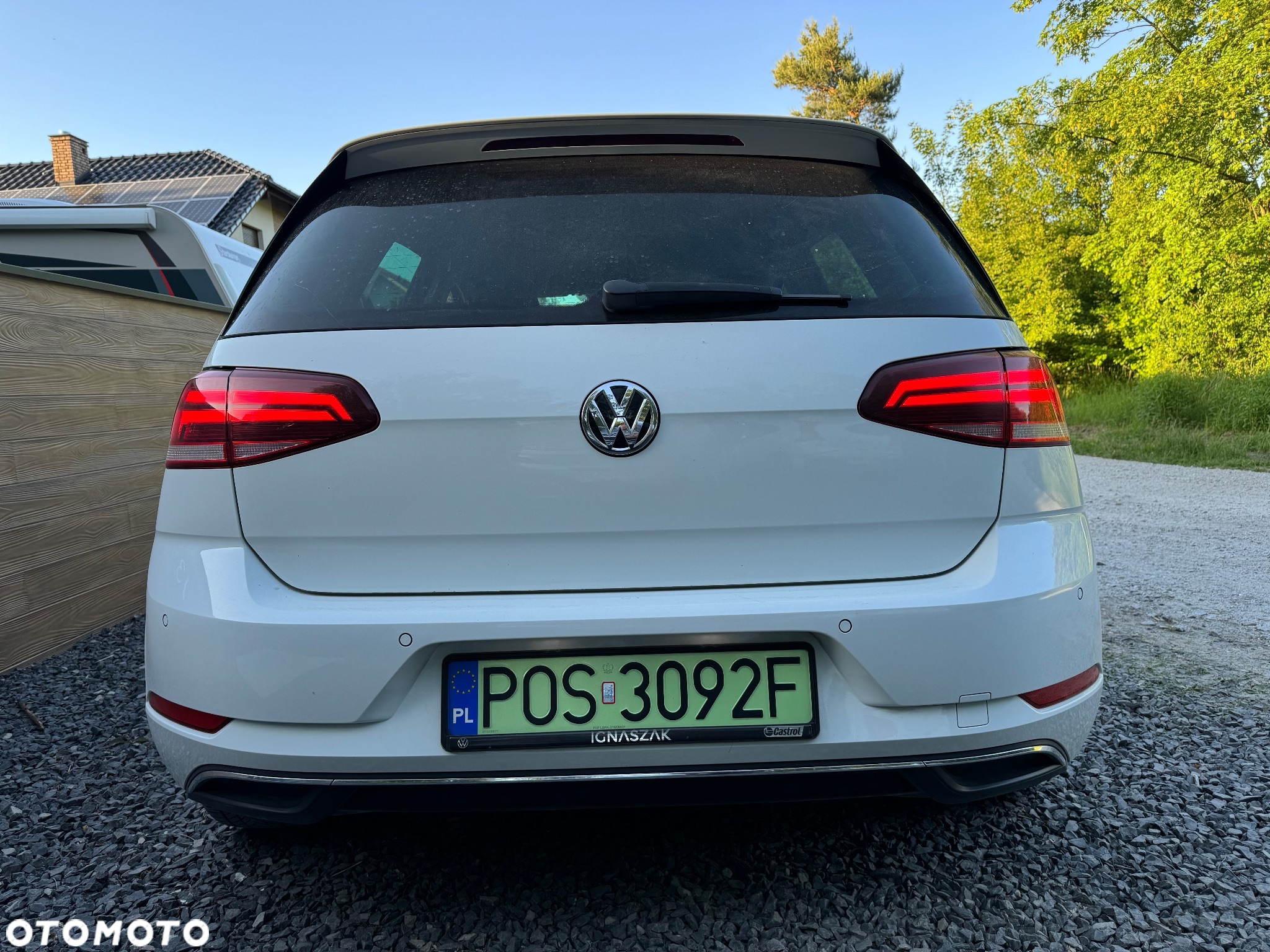 Volkswagen Golf e-Golf - 24