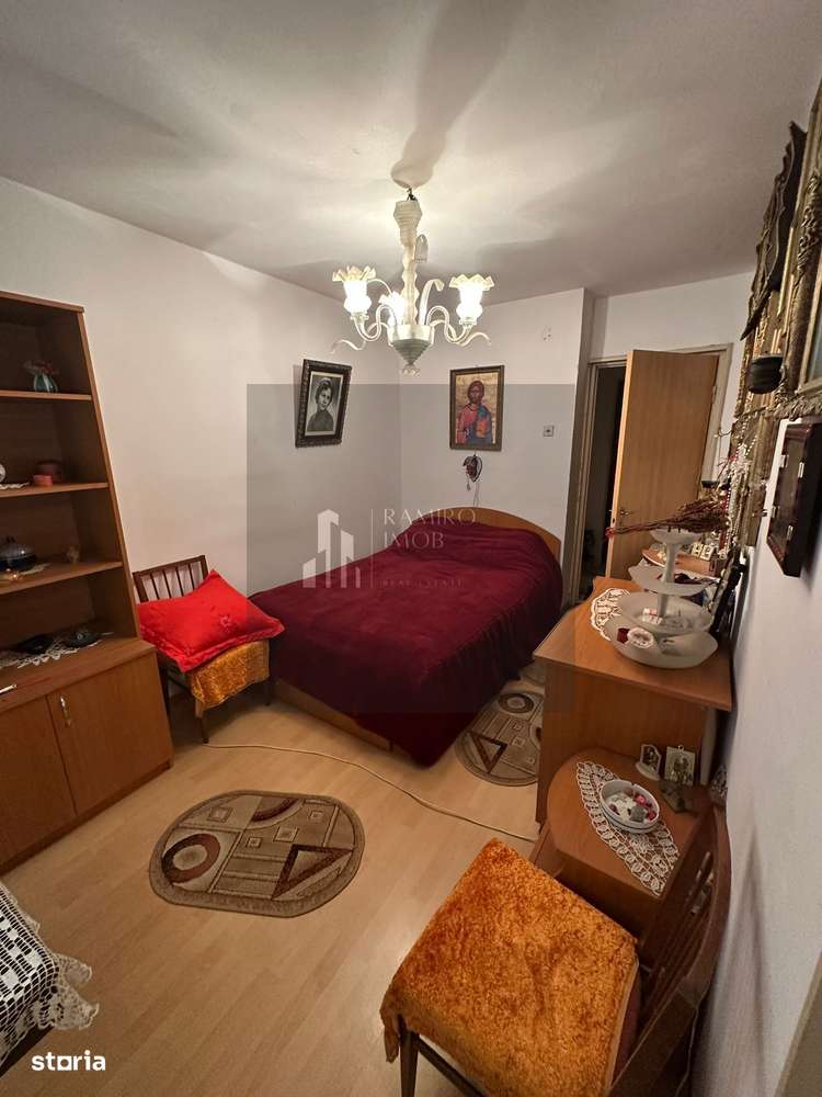 Apartament 3 camere Piata Progresul /etaj 2