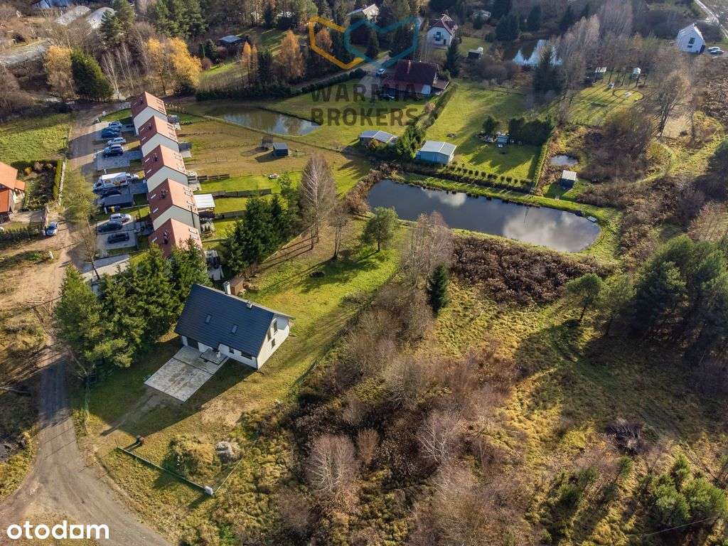 Komfortowy dom w Różnowie z dużą działką-16