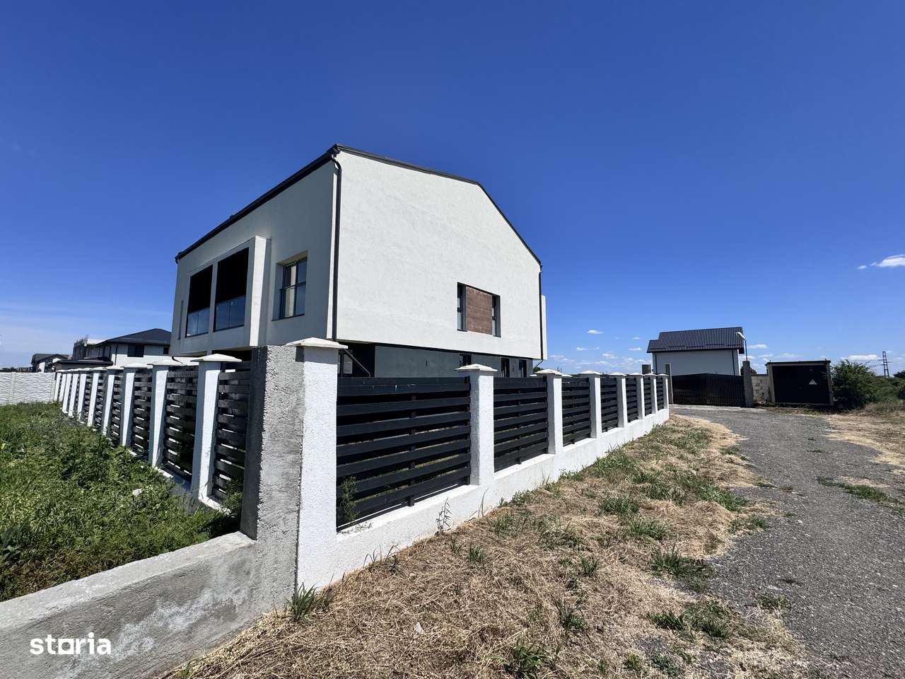 Casa Moderna P+1+M. 5 cam.Util 171 mp.Teren 242 mp - Imagine principală: 2/20