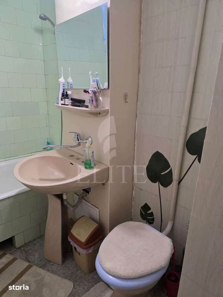 Apartament 3 camere în zona MOGOSOAIA-11