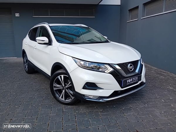 Nissan Qashqai 1.3 DIG-T Business Edition - 1