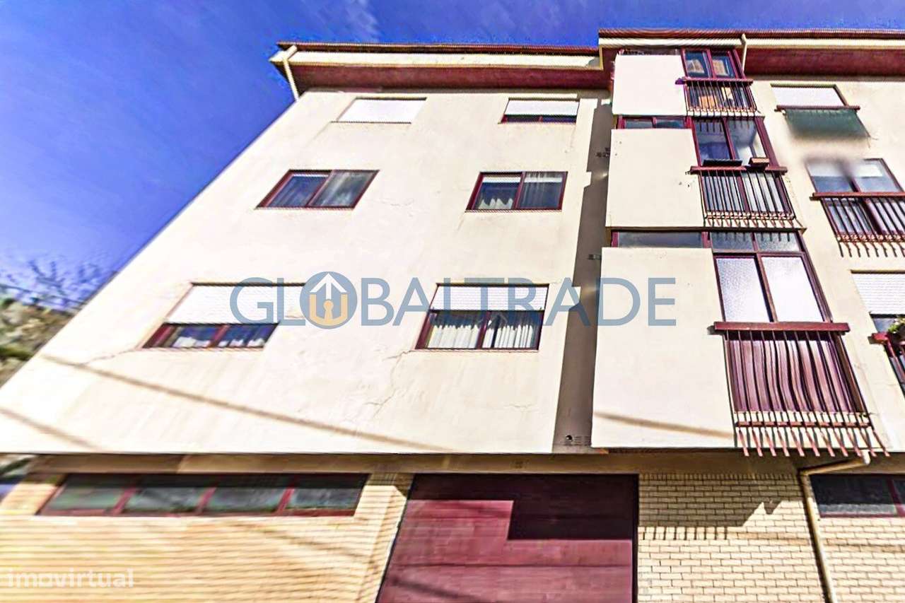 Apartamento T2 Renovado & Equipado em Rio Tinto-34