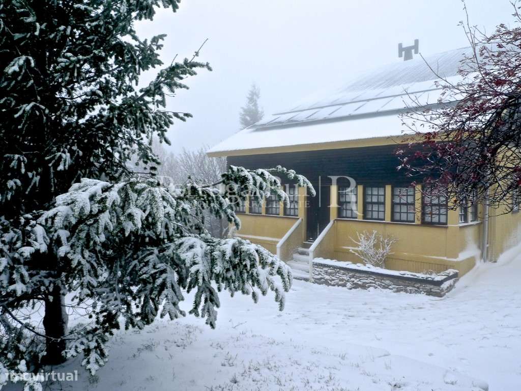 Moradia com potencial de investimento na Serra da Estrela, Covilhã-57
