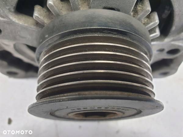 Volvo S40 II V50 2.0 D ALTERNATOR - 7