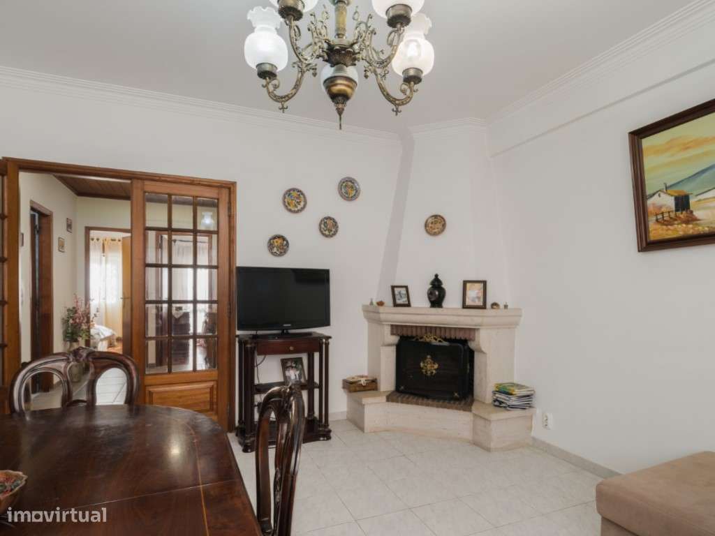 T2 com terraço - Encosta do Sol-5