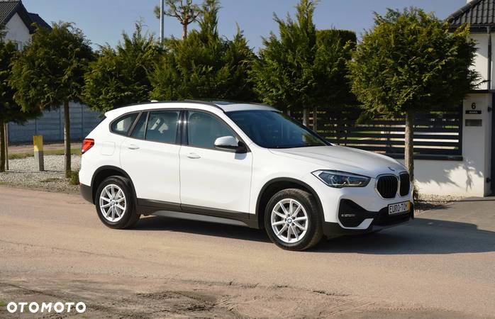 BMW X1 xDrive18d Advantage - 10