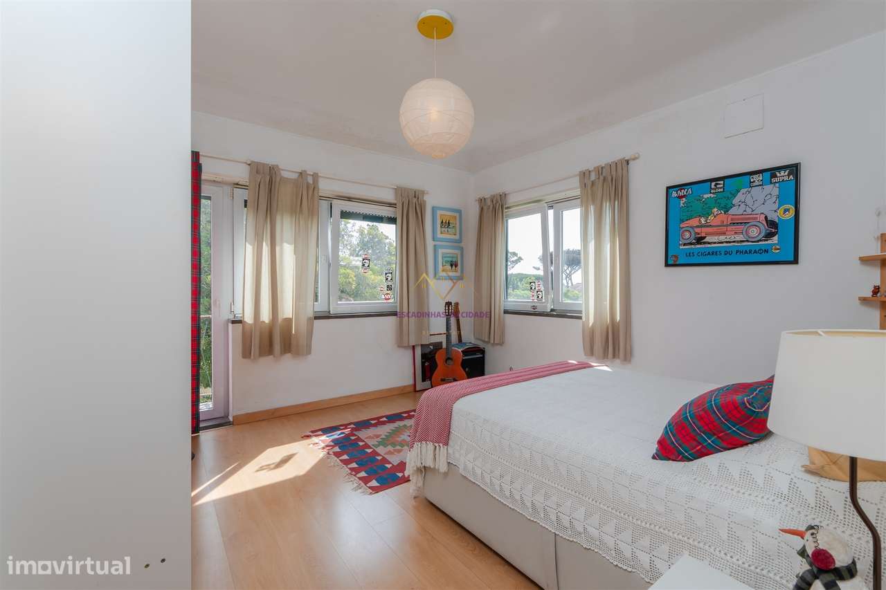 Moradia única à venda numa das melhores ruas de Oeiras-20