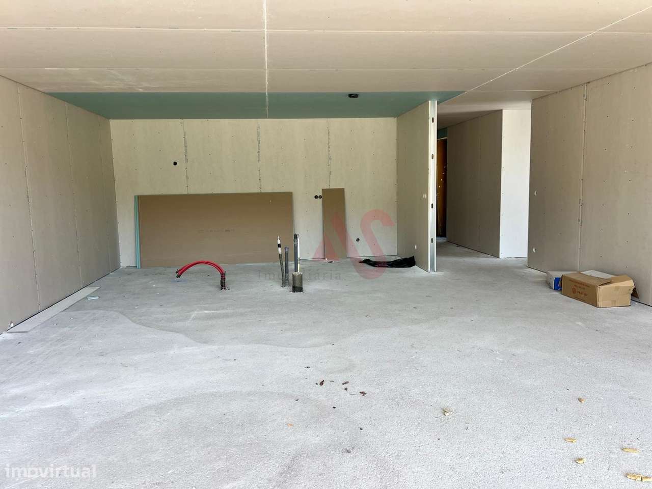 Moradia Térrea T3 com Piscina | Nova | Leitões, Guimarães-18