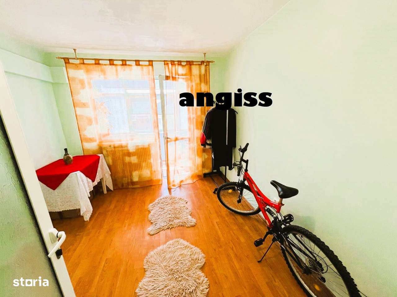 Apartament 3 camere -et 3  ZONA VEST-6