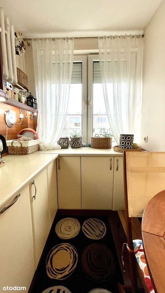 Na sprzedaż 2 pokoje na Pomorzanach-4