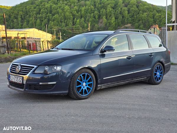 Volkswagen Passat - 12