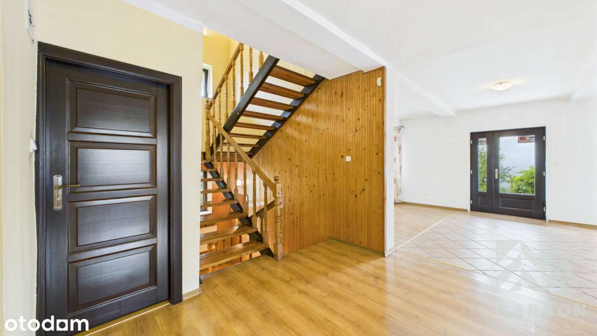 Duży dom idealny dla rodziny - cisza i spokój-5