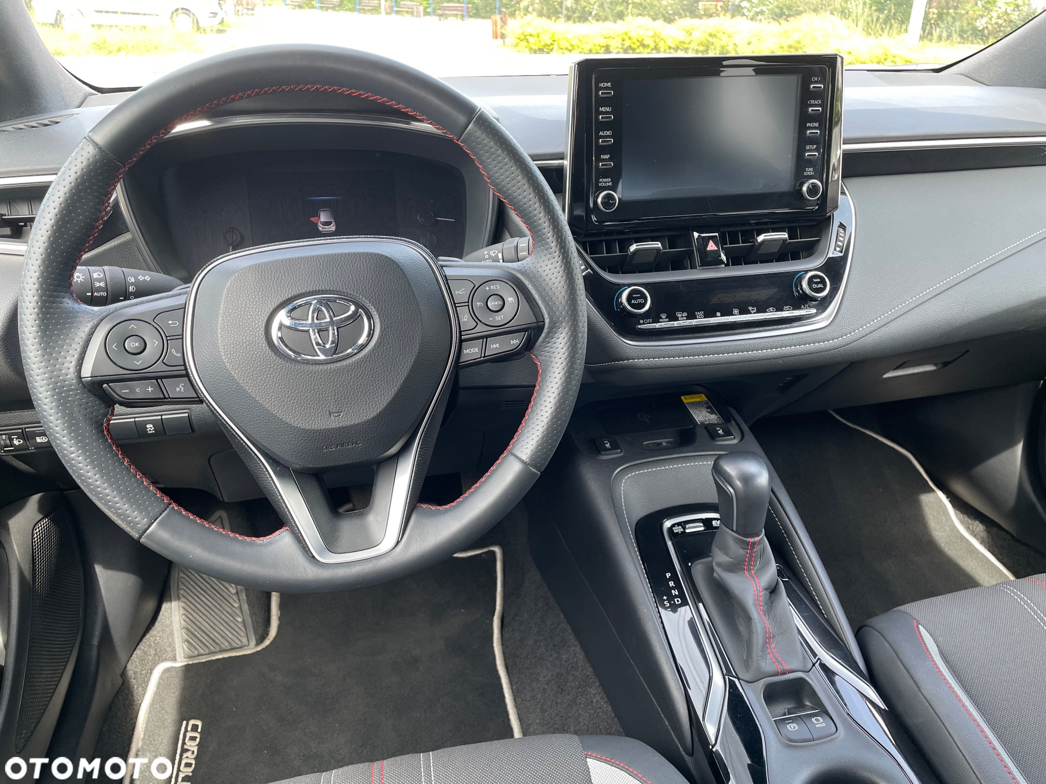 Toyota Corolla 2.0 Hybrid GR Sport - 24