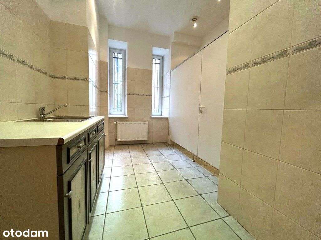 Wyremontowany lokal z wejściem z ulicy-9