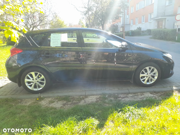 Toyota Auris 1.6 Premium Comfort - 7