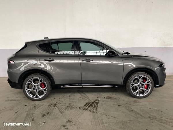 Alfa Romeo Tonale 1.3 Plug-In Hybrid Edizione Speciale e-AWD - 4