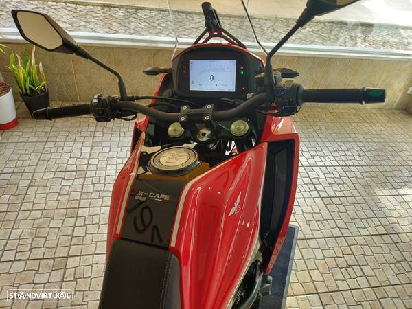 Moto Morini X-Cape - 18