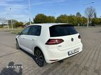 Volkswagen Golf - 5