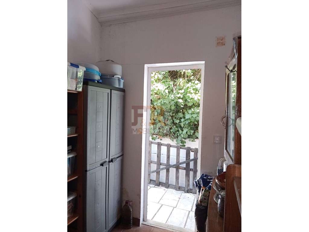 Moradia Isolada Duplex T6 Azeitão-43