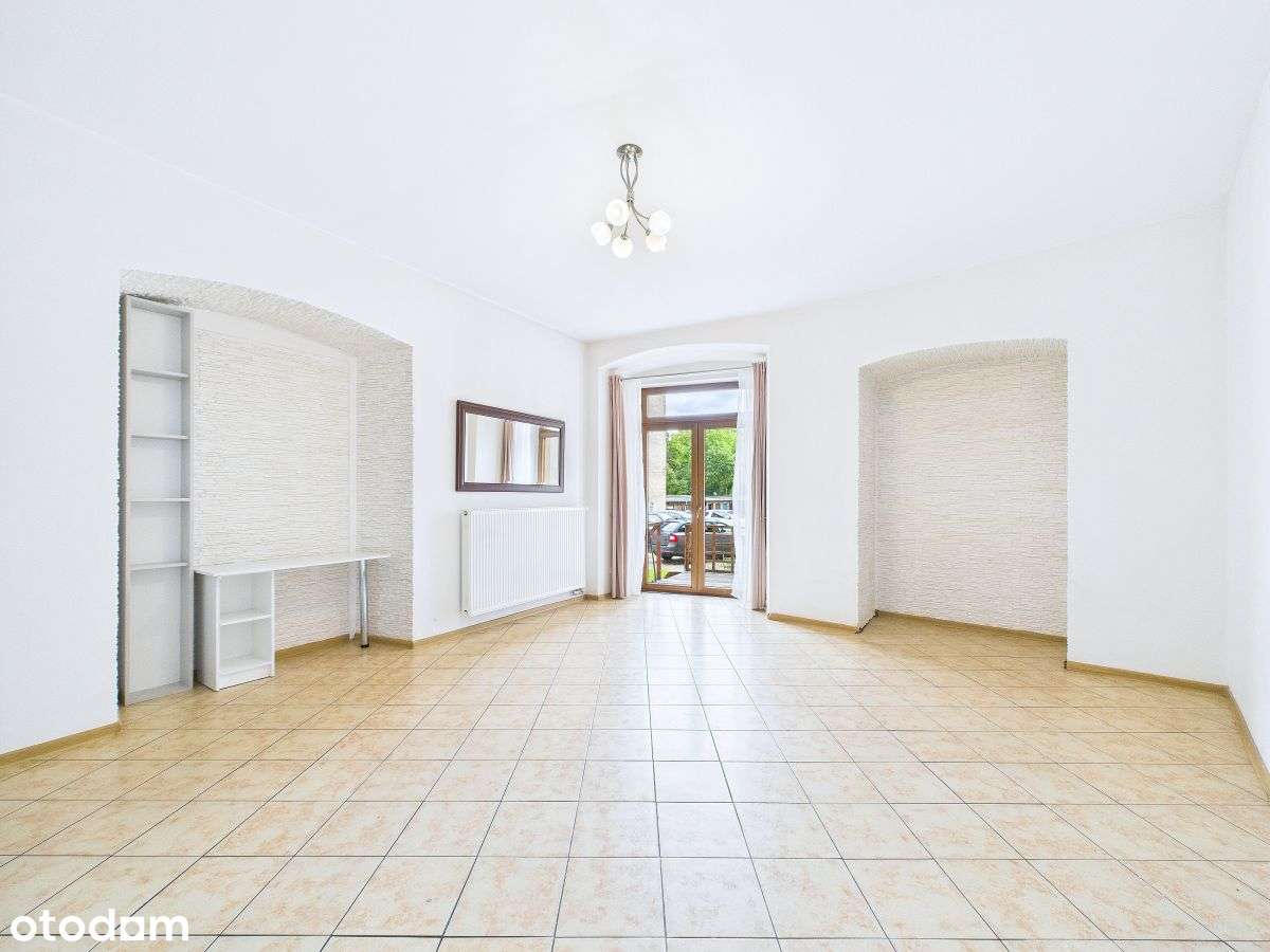 Duże mieszkanie na parterze - Stare Miasto - Pełny obrazek: 1/20