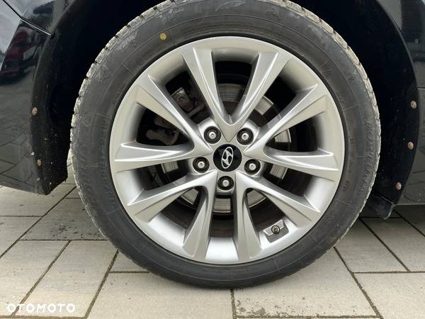 Hyundai i40 Kombi 1.7 CRDi Premium - 19