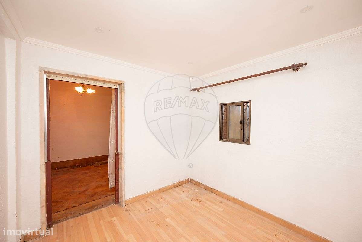 Moradia T4 para venda-6