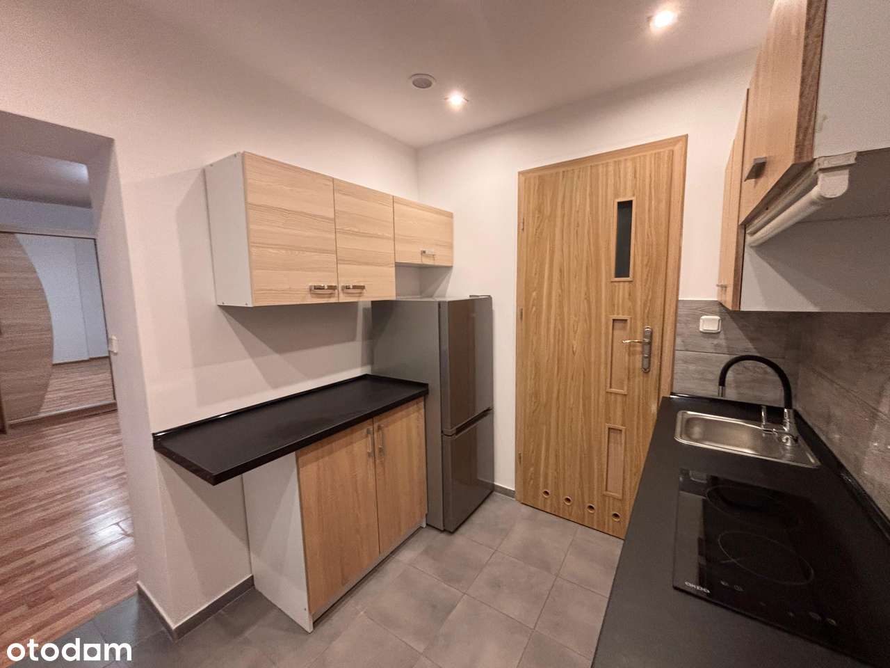 Kawalerka w Chorzowie blisko DTS | 25 - Pełny obrazek: 4/8