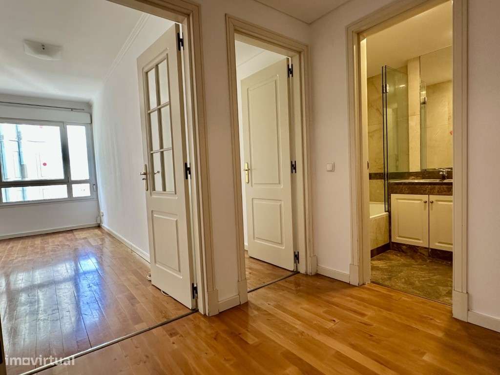 Arrendamento apartamento T1 no Saldanha Residence - Grande imagem: 4/22