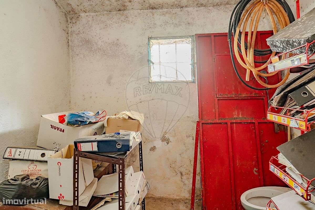 Moradia T2 para venda-19