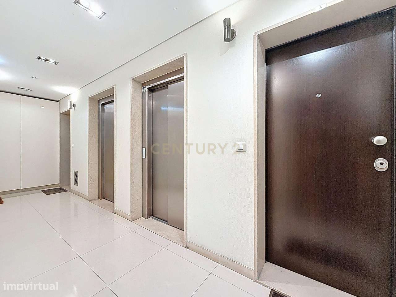Luxuoso Duplex T4+1 em Amora, Seixal com Vista Panorâmica-39